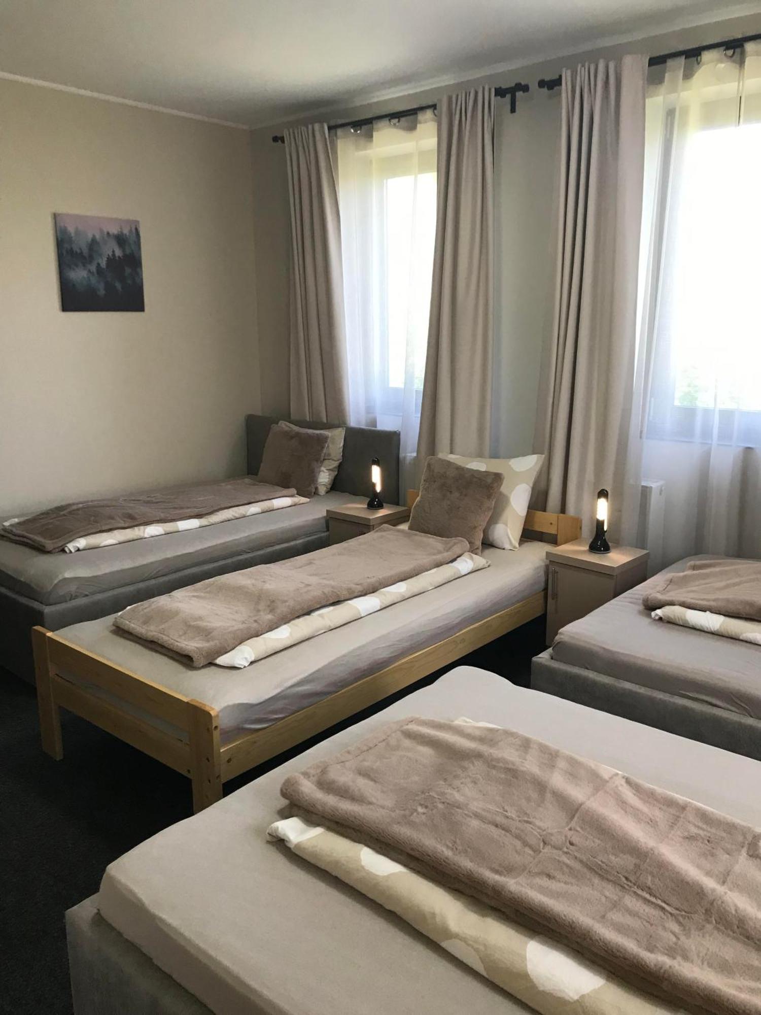 4 Haloszobas Pihenj Meg Vendeghaz Nyíregyháza Exteriér fotografie